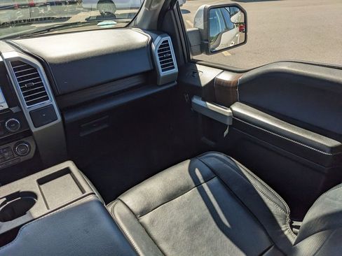 Used 2016 Ford F150 Lariat w/ Trailer Tow Package image 20