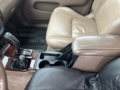 Used 2002 Toyota 4Runner Limited image 22