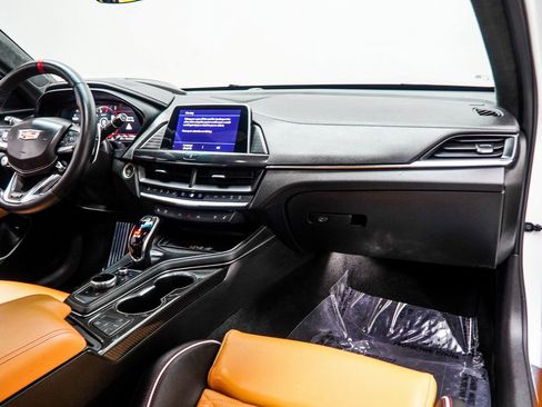 Used 2024 Cadillac CT4 V Blackwing w/ LPO, Bronce Accent Package RWD image 15