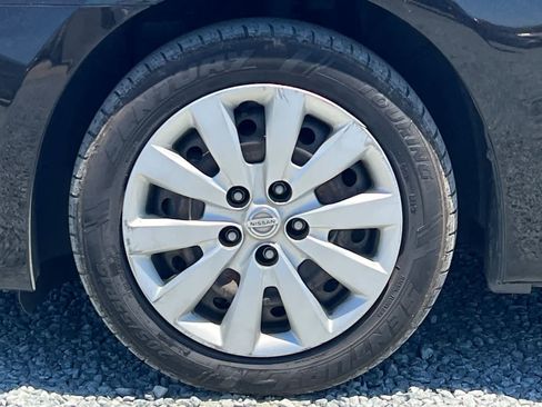 Used 2019 Nissan Sentra S FWD image 12