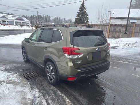 Used 2023 Subaru Forester Limited image 13