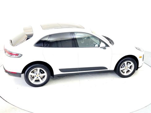 Used 2021 Porsche Macan image 18