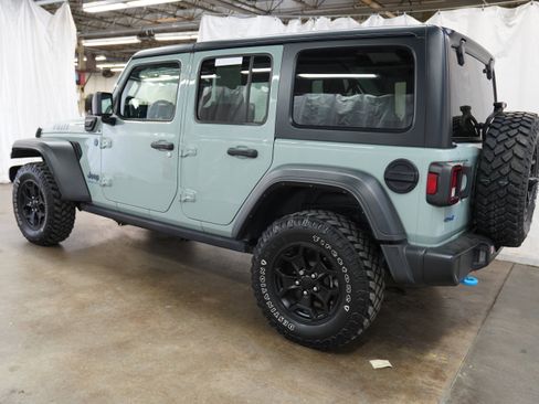 Used 2023 Jeep Wrangler Unlimited AWD/4WD image 9