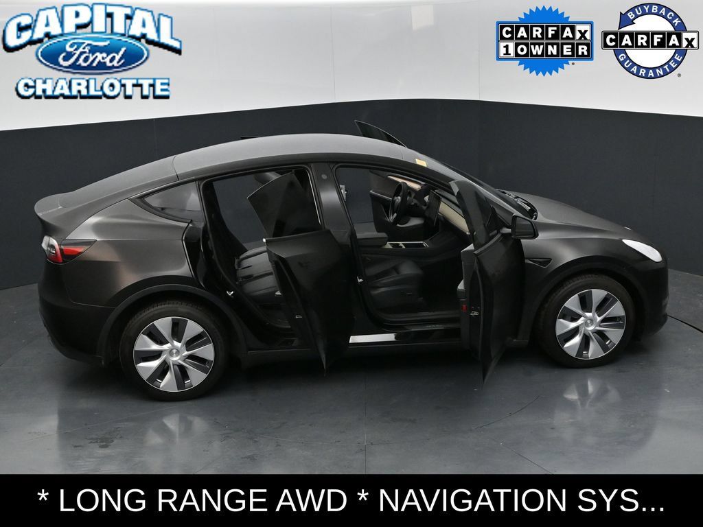 Used 2023 Tesla Model Y Long Range AWD/4WD image 28