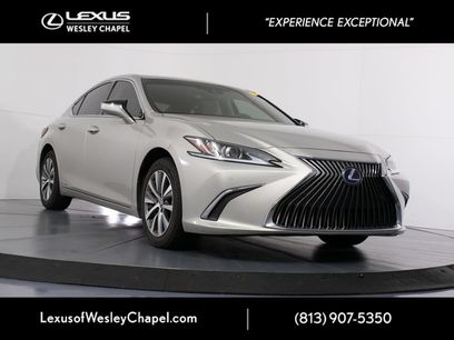 Used 2020 Lexus ES 300h w/ Premium Package