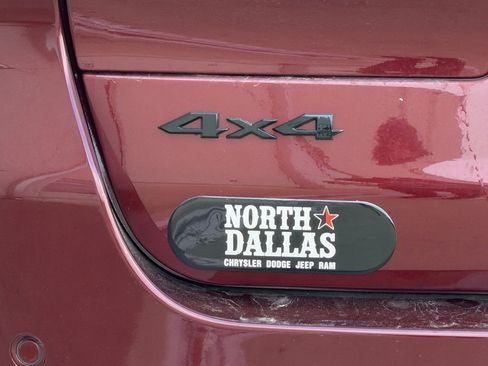 New 2025 Jeep Grand Cherokee L Altitude image 9