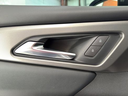 New 2026 Chevrolet Traverse LT image 23