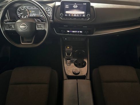Used 2025 Nissan Rogue SV AWD/4WD image 13