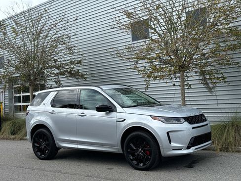 Certified 2025 Land Rover Discovery Sport S image 7
