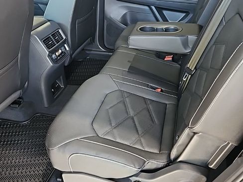 New 2026 Volkswagen Atlas SE AWD/4WD image 25