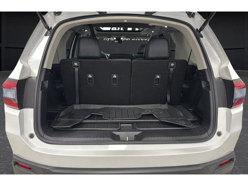 Used 2024 Honda Pilot Touring image 28