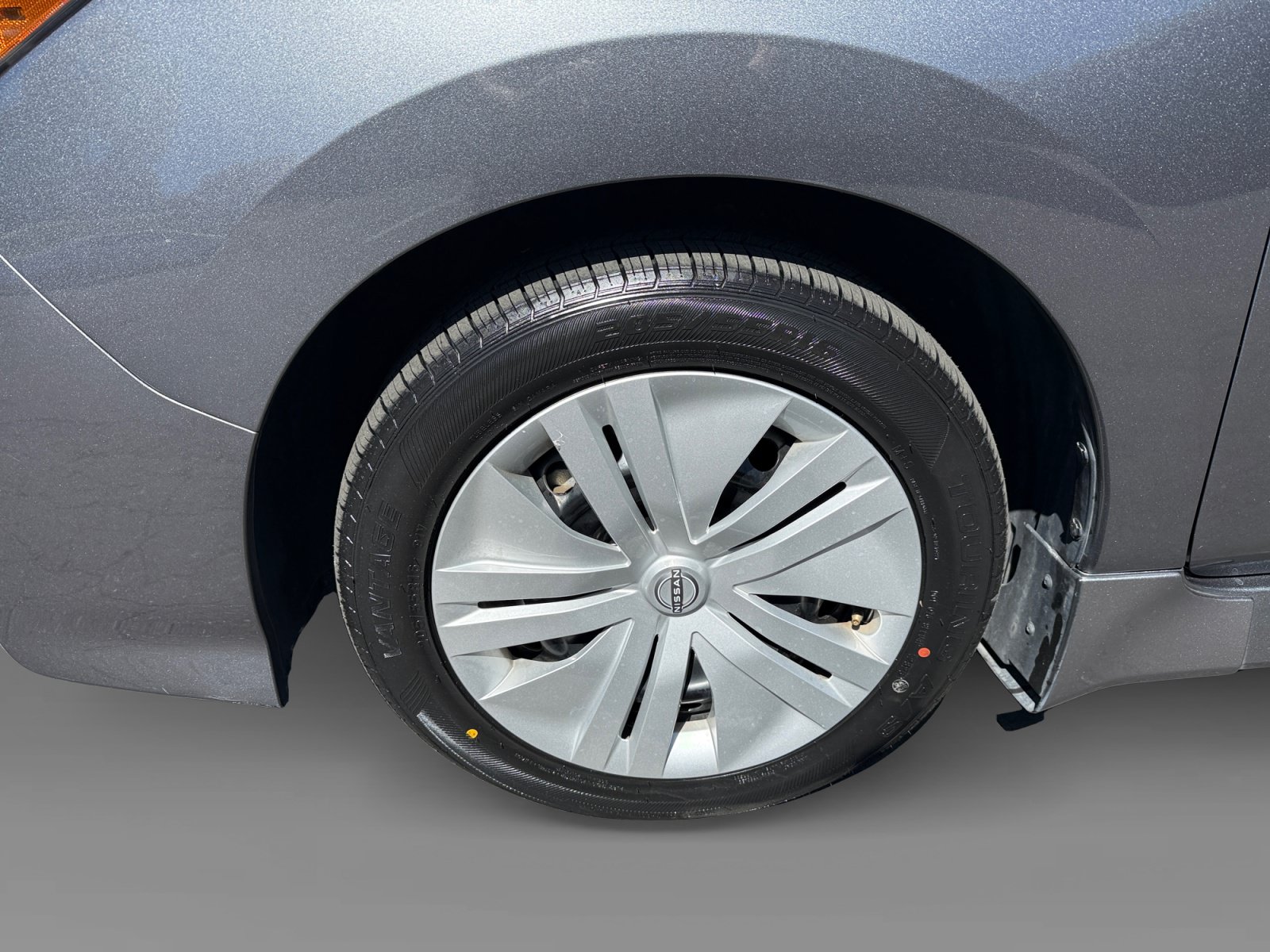 Used 2025 Nissan Leaf S FWD image 9
