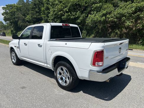 Used 2015 RAM 1500 Laramie AWD/4WD image 5