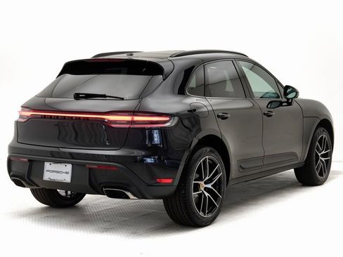 New 2025 Porsche Macan image 33