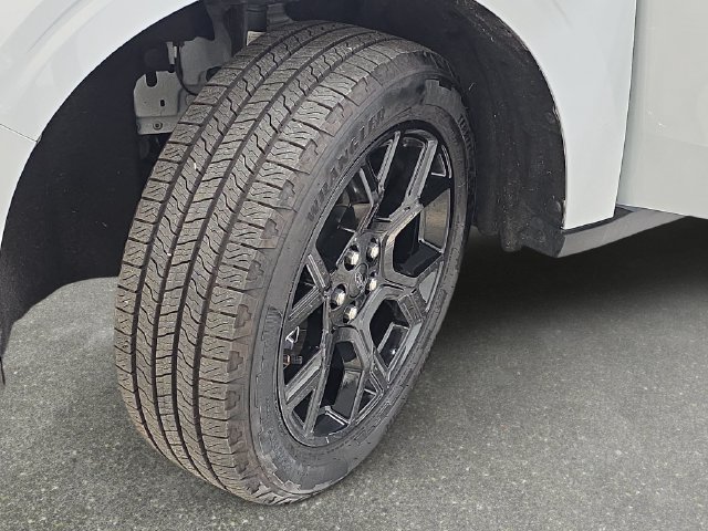 Used 2026 Ford Maverick XLT w/ Equipment Group 301A AWD/4WD image 32
