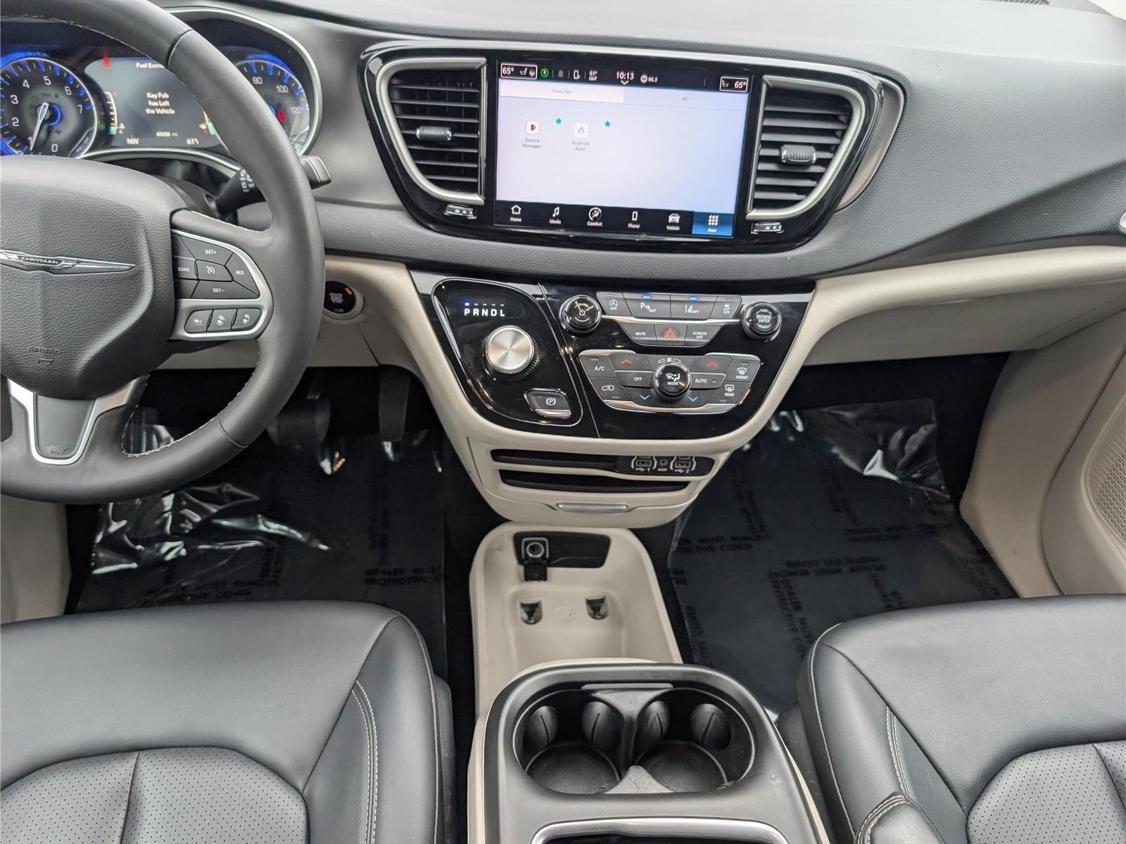 Used 2024 Chrysler Pacifica Touring-L FWD image 18
