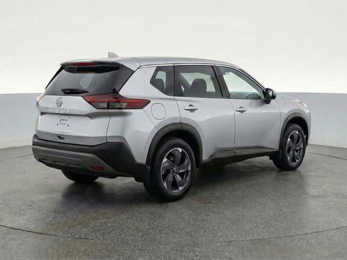 Used 2025 Nissan Rogue SV AWD/4WD image 9