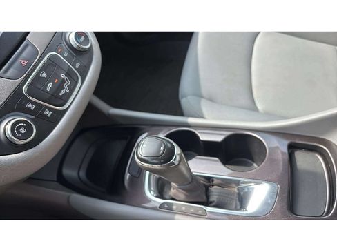 Used 2017 Chevrolet Malibu LS FWD image 22