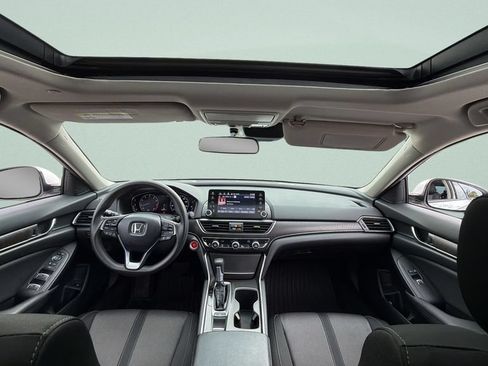 Used 2020 Honda Accord EX image 25