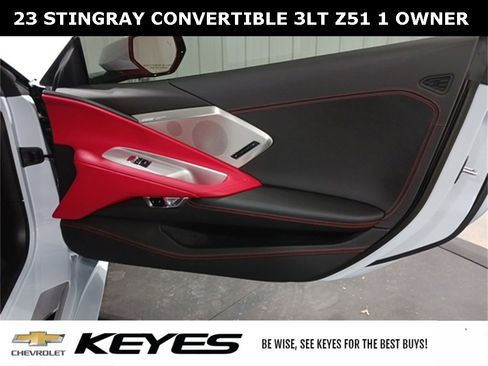 Used 2023 Chevrolet Corvette Stingray Premium Conv w/ Z51 Performance Package image 17