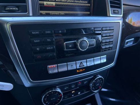 Used 2015 Mercedes-Benz ML 350 4MATIC image 25