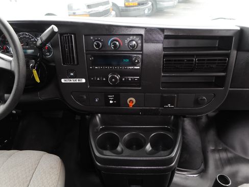 Used 2016 Chevrolet Express 2500 w/ Cold Climate Package RWD image 28