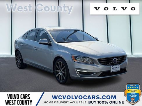 Used 2017 Volvo S60 T5 Inscription AWD/4WD image 1