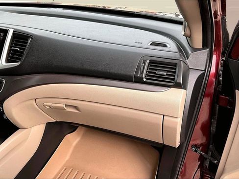 Used 2018 Honda Ridgeline RTL-T image 26