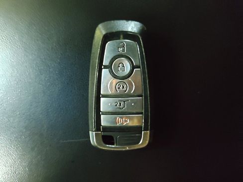 Used 2021 Ford Explorer Limited w/ Equipment Group 301A image 32