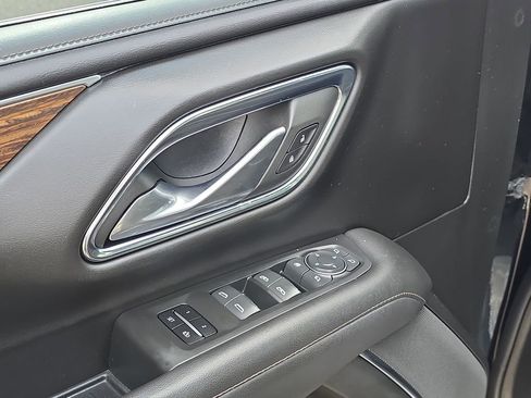 Used 2022 Chevrolet Tahoe High Country image 36