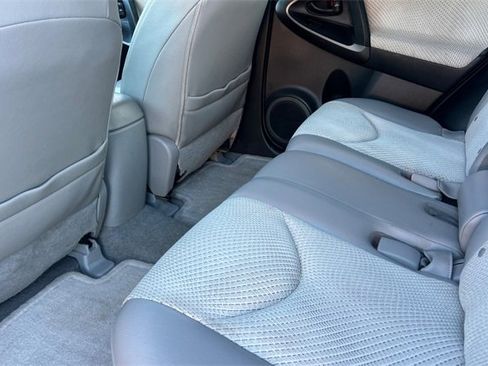 Used 2014 Toyota RAV4 EV image 13