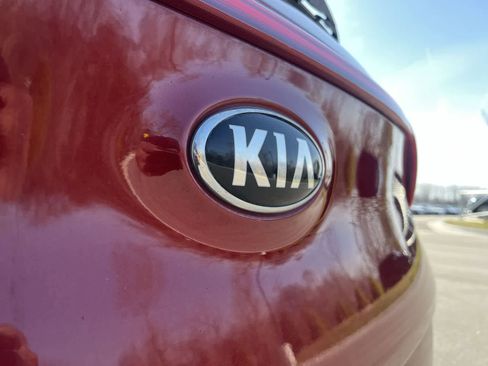 Used 2018 Kia Sportage LX FWD image 11