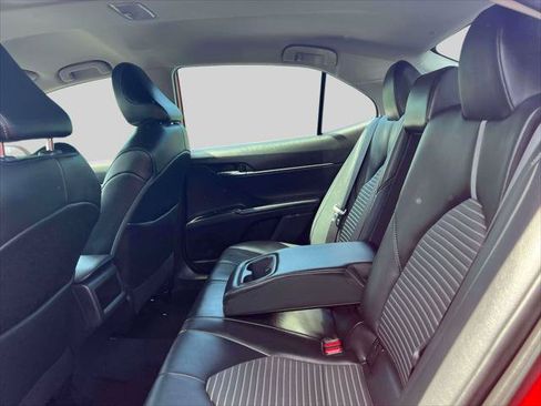 Certified 2020 Toyota Camry SE AWD/4WD image 11