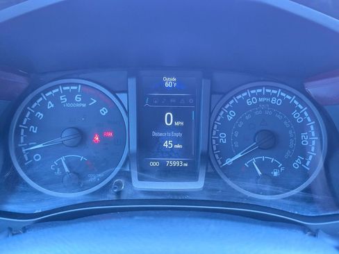 Used 2019 Toyota Tacoma SR image 24