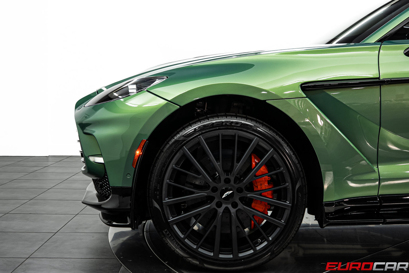 Used 2023 Aston Martin DBX 707 AWD/4WD image 13