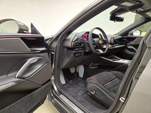 Used 2026 Ferrari Purosangue image 16