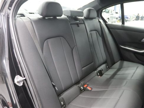 Used 2021 BMW 330i xDrive Sedan w/ Driving Assistance Package AWD/4WD image 18