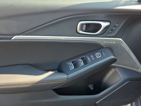 Used 2026 Acura Integra A-Spec image 12