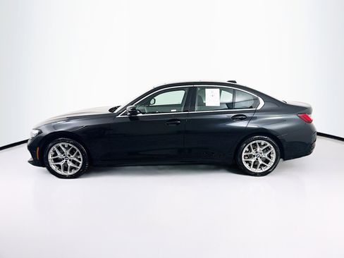 Used 2025 BMW 330i Sedan image 4