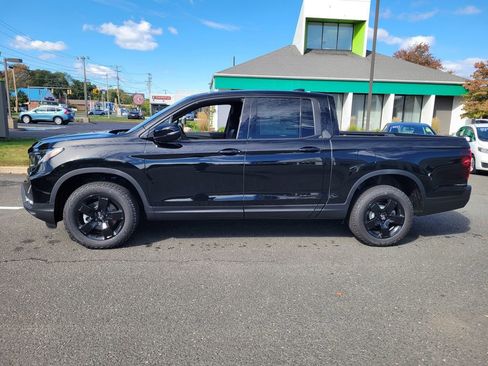 New 2026 Honda Ridgeline Black Edition image 9
