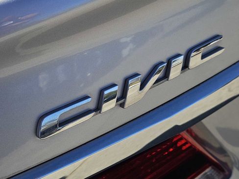 Used 2015 Honda Civic EX image 11