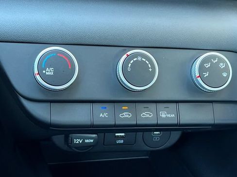 New 2026 Hyundai Elantra SE FWD image 18