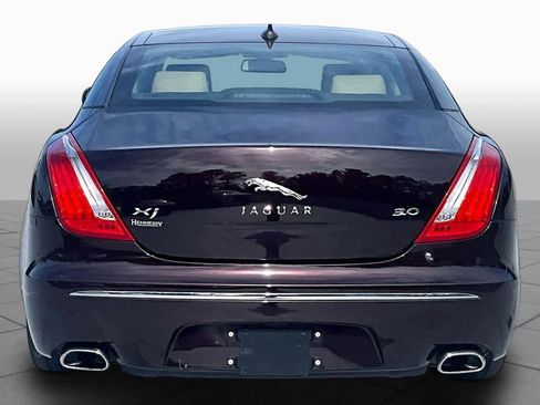 Used 2013 Jaguar XJ RWD image 4