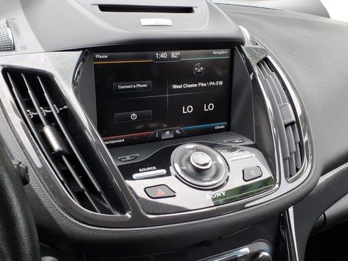 Used 2013 Ford Escape Titanium w/ Parking Technology Pkg AWD/4WD image 18