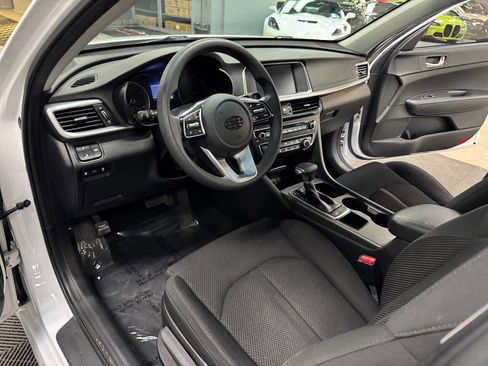 Used 2019 Kia Optima LX image 35
