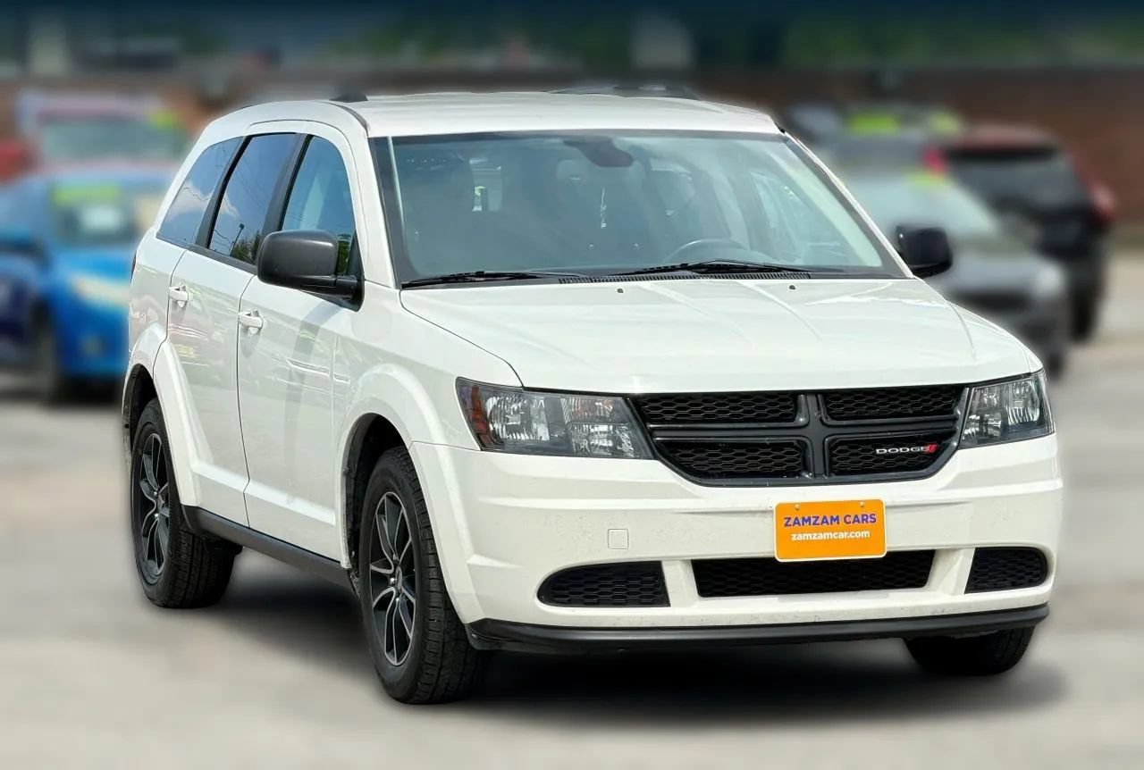 Used 2018 Dodge Journey SE w/ Popular Equipment Group FWD image 1