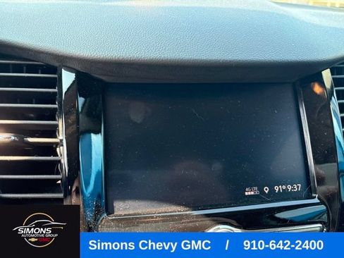 Used 2022 Chevrolet Trax LS w/ Tint and Cruise Package FWD image 16
