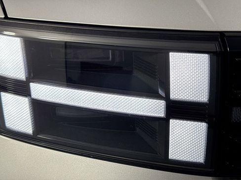 Used 2025 Hyundai Santa Fe Calligraphy image 40