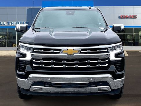 Used 2023 Chevrolet Silverado 1500 LTZ w/ LTZ Premium Package image 2