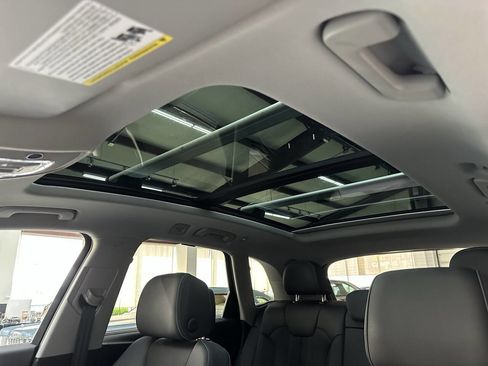 Used 2022 Audi Q5 2.0T Premium Plus image 32